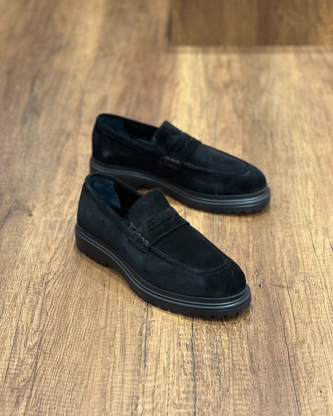 Black Suede Vintage Casual Shoes