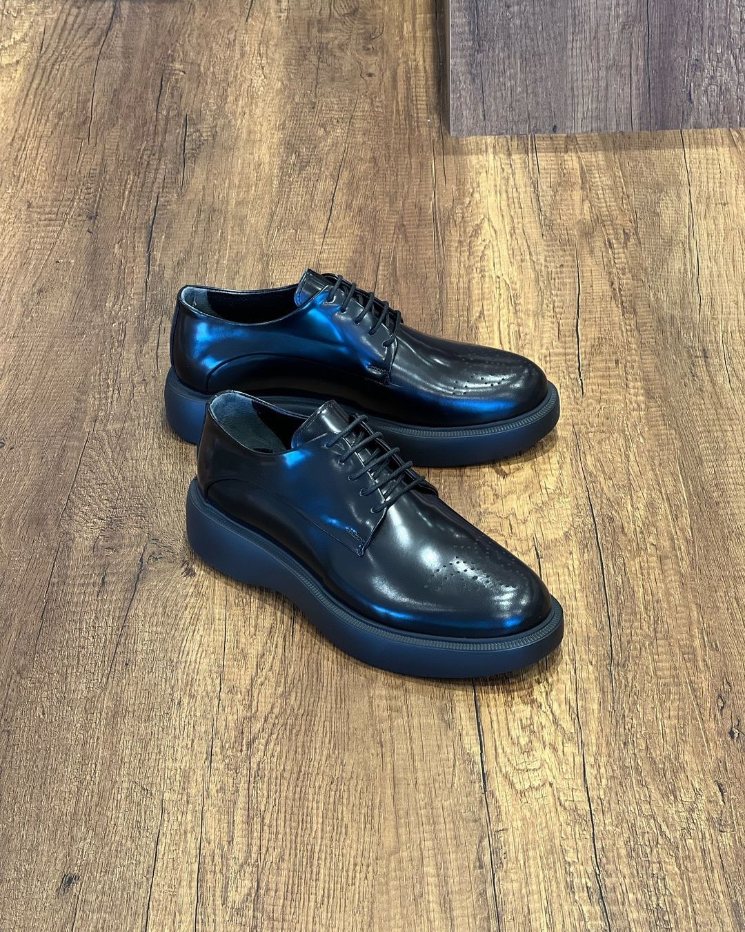 Handmade Cowhide Tuxedo Shoes