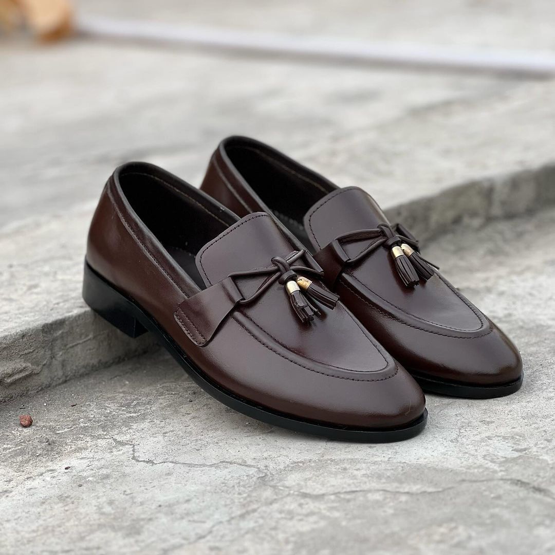 Handmade Cowhide Tassel Loafers