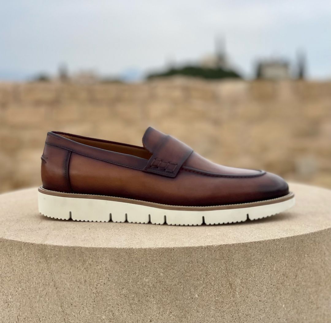 Modern Classic Cowhide Loafers