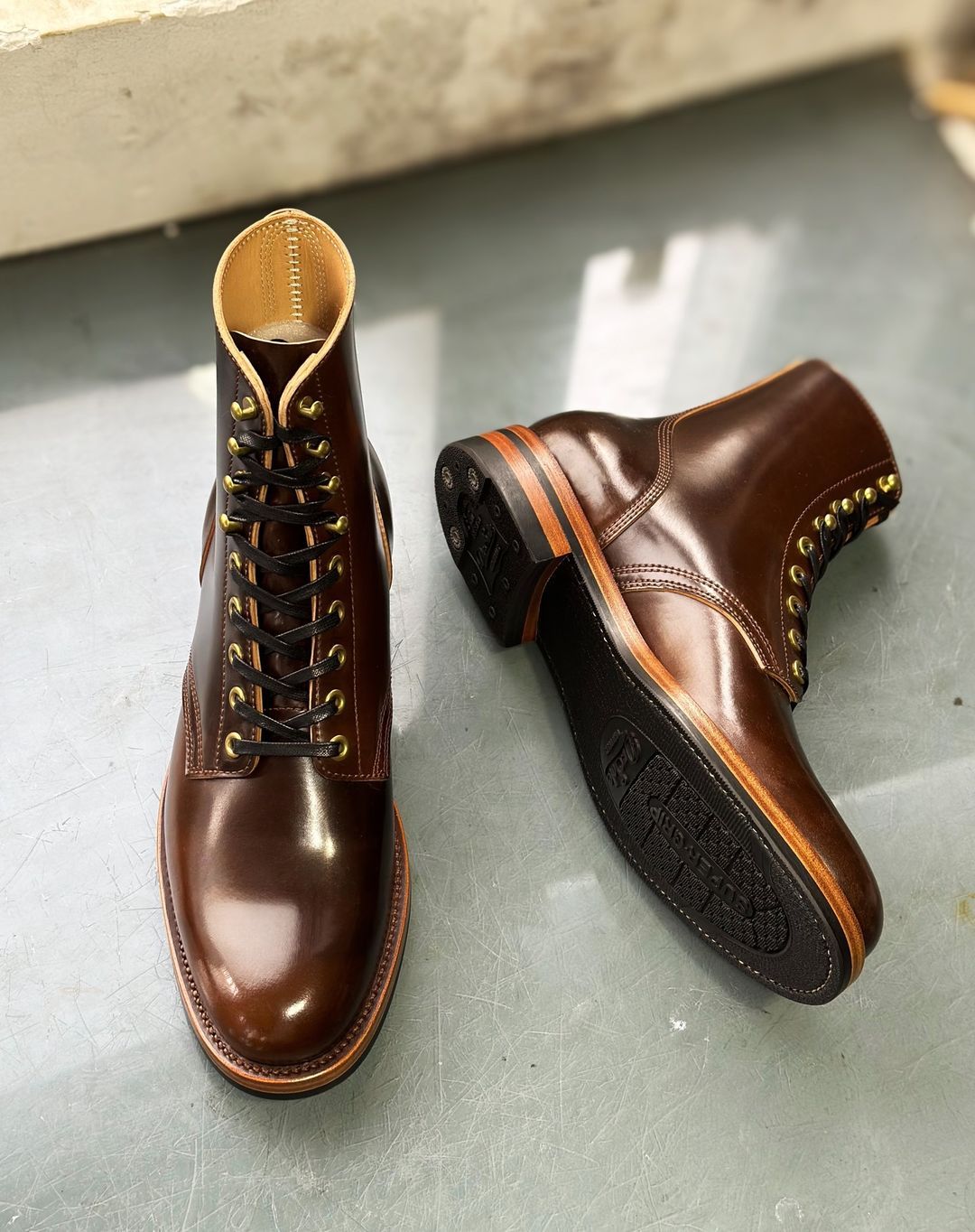 Italian Handmade Cowhide Martin Boots